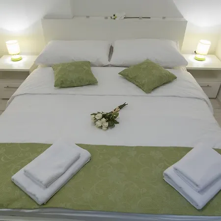 Gold Town Centre Old Town * Spalato