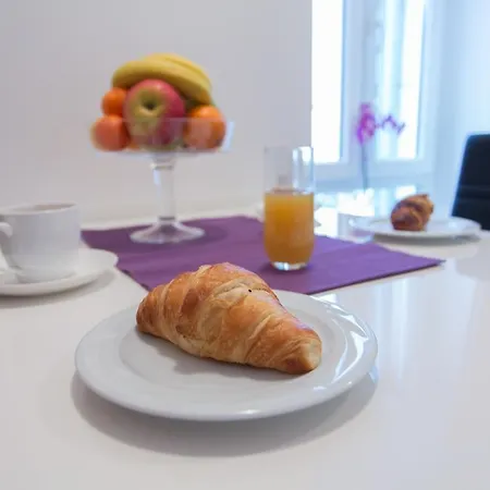 Gold Town Centre Old Town * Split